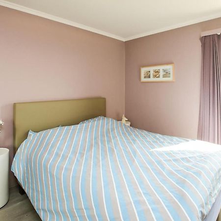 1 Bedroom Lovely Apartment In Oostende Екстер'єр фото
